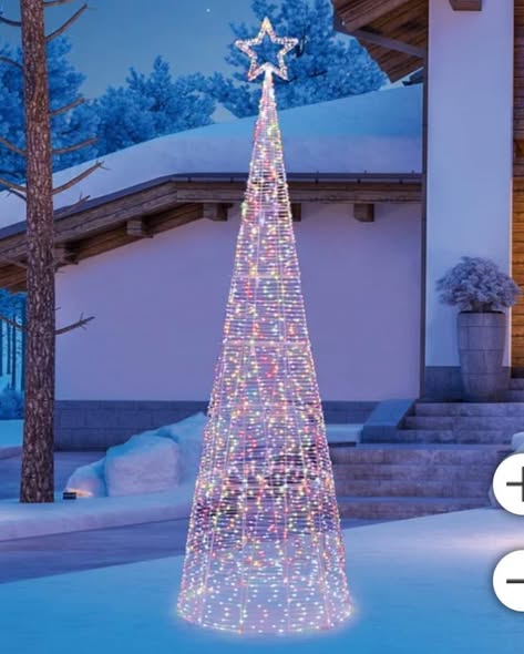 LED Cone Tree 3.05 m (10 ft.) - Lightly Used