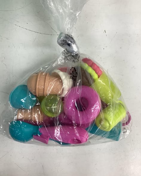 B. toys - Interactive Ice Cream Truck - Ice Cream Shoppe: Play Food, Music, Sound Effects, Lights, Creative Play