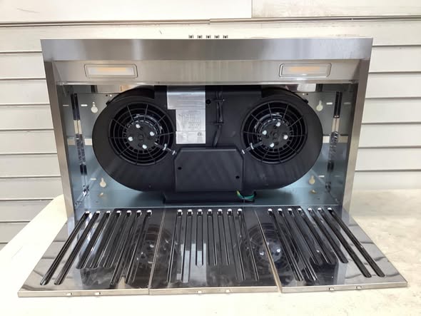 Vissani Sarela 30 in. W x 7 in. H 500CFM Convertible Under Cabinet Range Hood in Stainless Steel with LED Lights and Filter