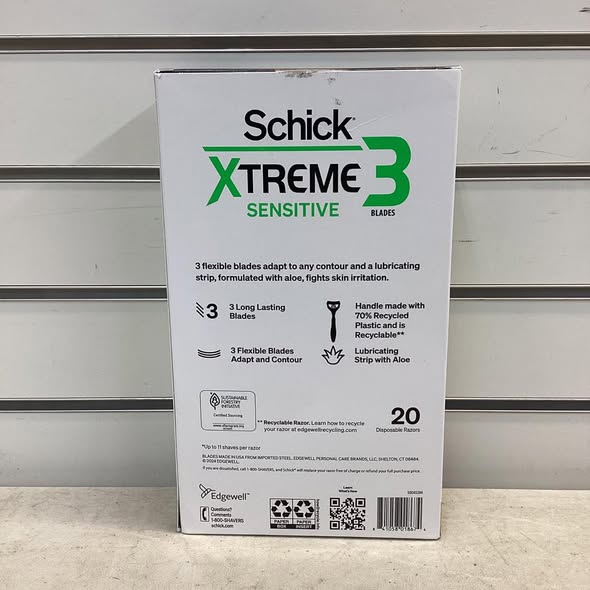 Schick Xtreme3 Sensitive Disposable Razors for Men, 20 ct.