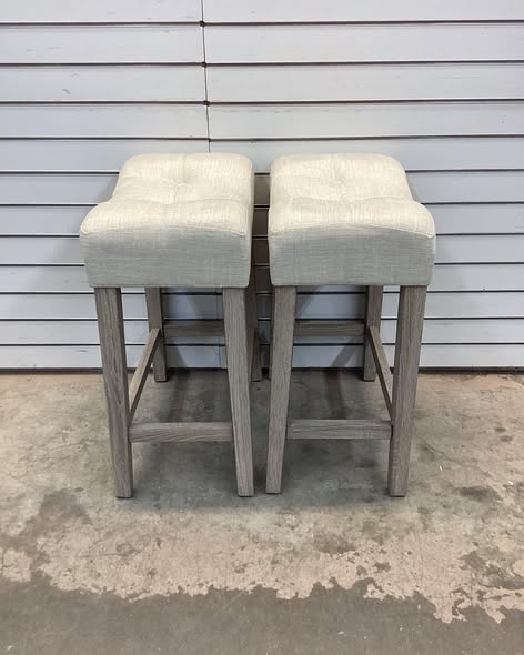 Costway Counter Height Bar Stools Set of 2 with Rubber Wood Legs Footrest Modern for Home Beige