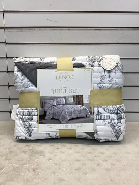 Lenox Holiday Quilt Set - King Size