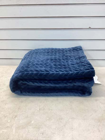 Ann Taylor Chevron Plush Throw Blanket