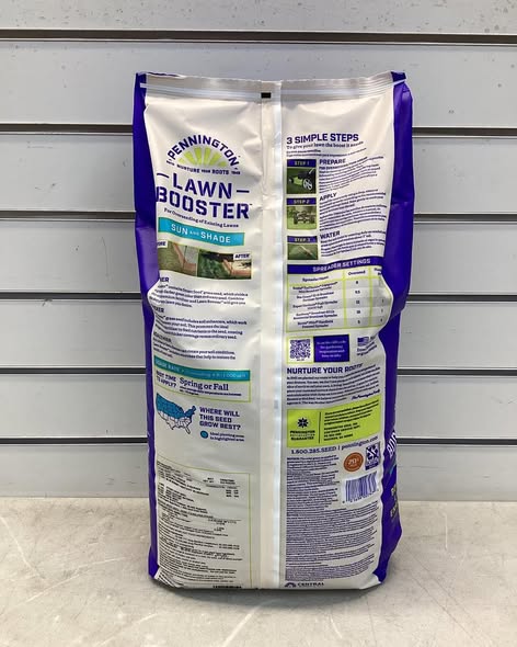 Pennington Lawn Booster Sun and Shade 9.6 lb. 1,200 sq. ft. Grass Seed with Lawn Fertilizer and Soil Enhancers