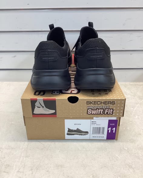 Skechers Men's Hands Free Swift Fit Sneaker - Size 11