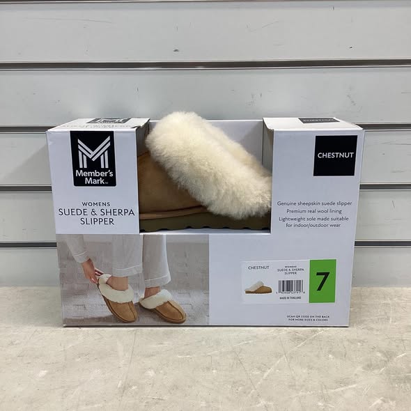 Member's Mark Women's Indoor/Outdoor Sheepskin Slipper - Size 7