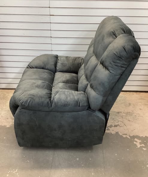 Chira 36.9'' Wide Modern and Soft Upholstered Manual Standard Recliner