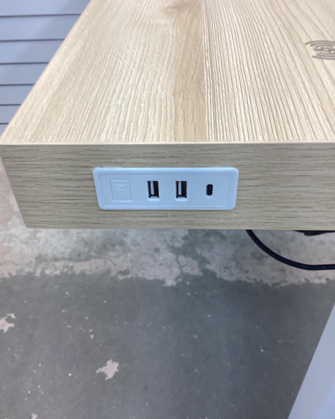 Gooitsen Height Adjustable Standing Desk