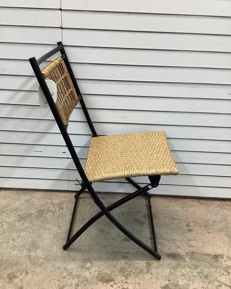 Threshold Southport 2 pk Patio Folding Chairs Beige