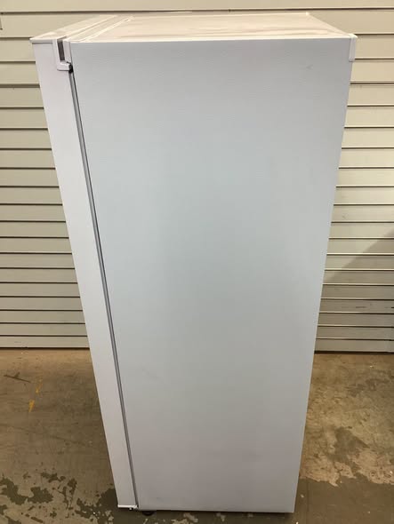 Hamilton Beach 10 cu. ft. Manual Defrost Upright Freezer in White