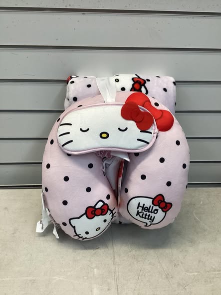 Kids Hello Kitty 3-Piece Licensed Character Travel Set