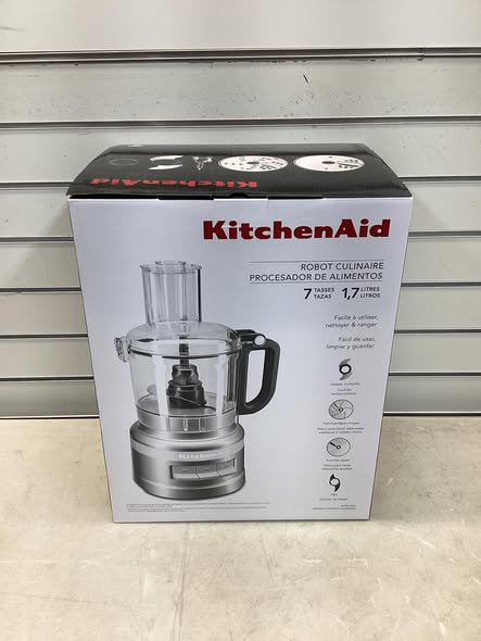 KitchenAid 7-Cup Food Processor with Assorted Blades in Contour Silver