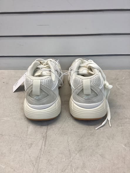 Reebok Women's Chaos Running Sneaker Size 9