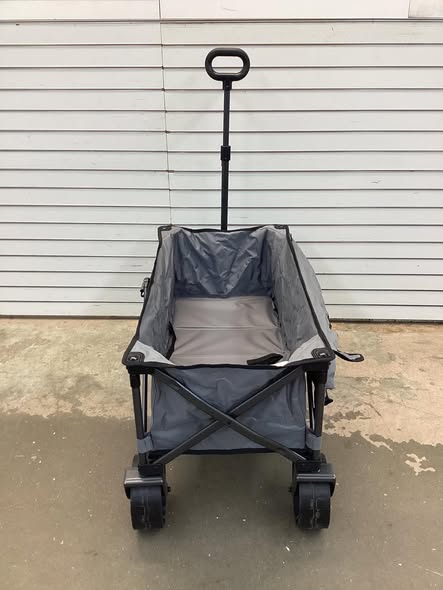 Member’s Mark All-Terrain Folding Wagon