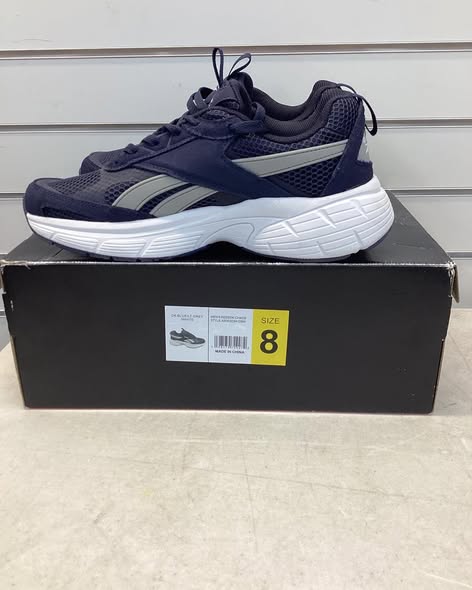 Reebok Men's Chaos Running Sneaker, dark blue, light grey, white. Size 8
