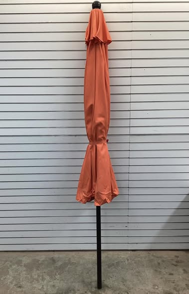 Arlmont and Co. 10Ft Cutts Tilt Market Umbrella