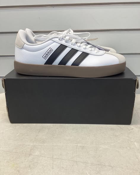Adidas Women's VL Court 3.0 Shoe size 9