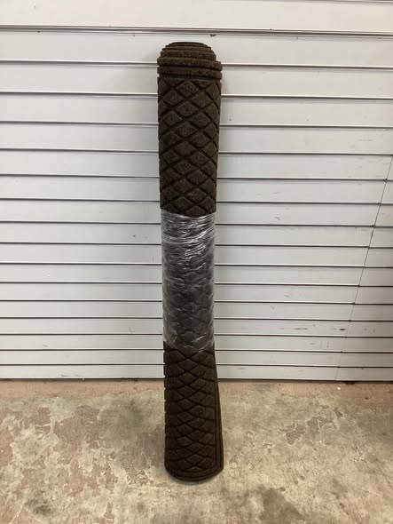 Member's Mark Antimicrobial Diamond Scraper Entrance Mat 4’ x 6’
