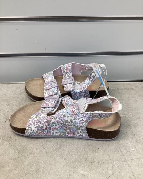 OshKosh B'Gosh Toddler girls Footbed Sandal size 9T