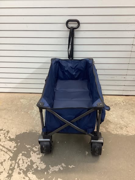 Member’s Mark All-Terrain Folding Wagon