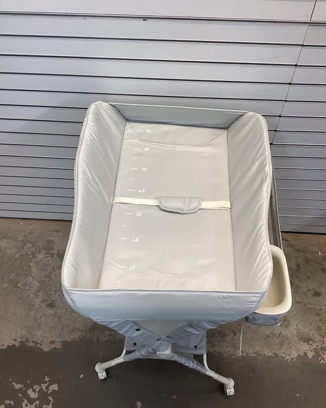BABY JOY Portable Baby Changing Table, Foldable Waterproof Diaper Changing Station w/Wheels