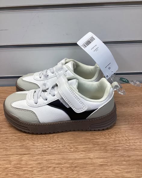 Carter's Toddler Boys Sneaker size 12