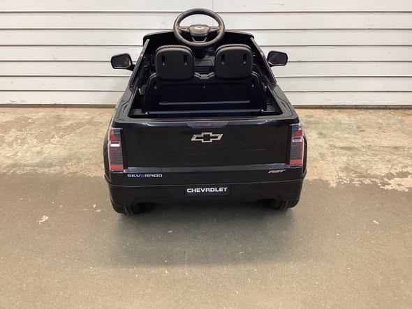 Ride on Car, 12V Licensed Chevrolet Truck, Kids' Electric Vehicles with Remote Control