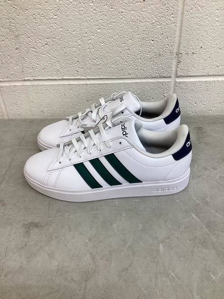 Adidas Men's Grand Court 2.0 Shoe Size 9