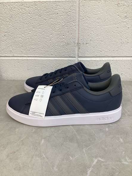 Adidas Men's Grand Court 2.0 Shoe Size 9