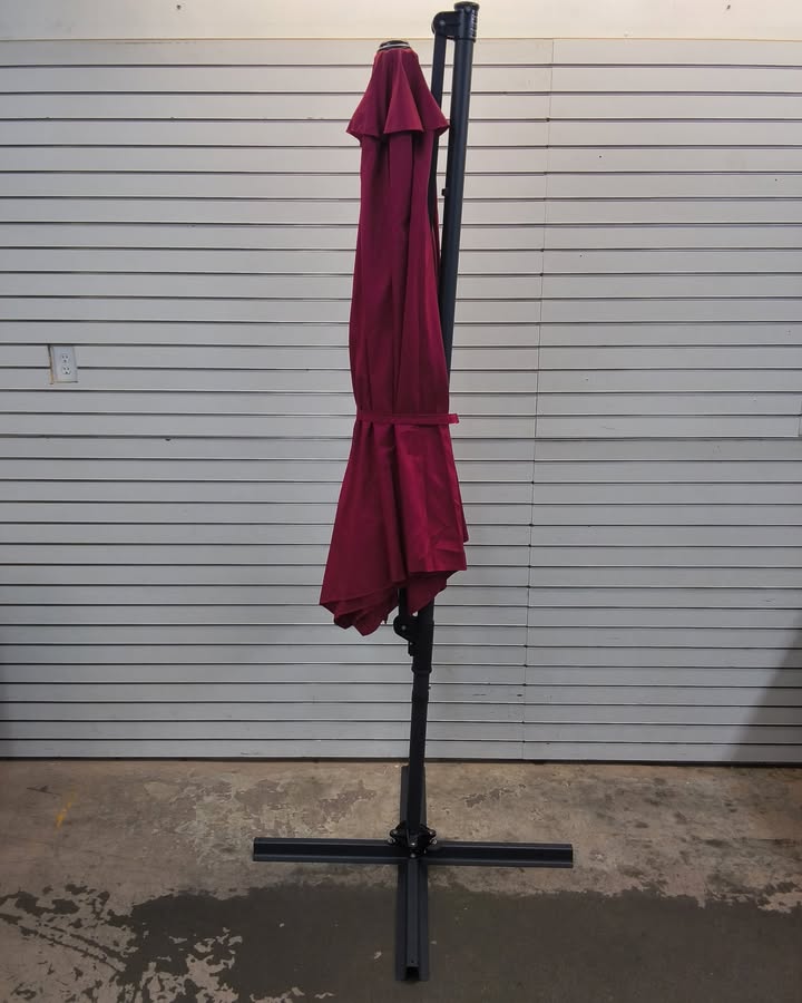 360 Rotating Cantilever Offset Patio Umbrella - 10ft