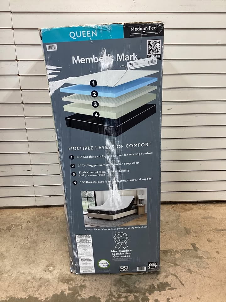 Member's Mark Hotel Premier Memory Foam Mattress, Queen Size, Medium Feel