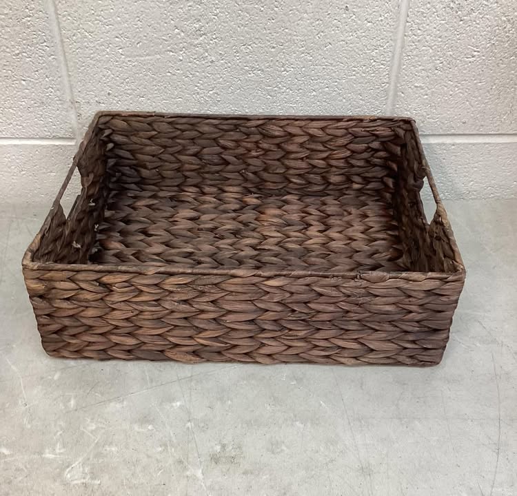 Set of 4 Water Hyacinth Pantry Baskets w/ Chalkboard, Chalk Marker