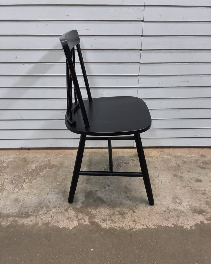 Farmhouse Dining Chair Spindle Back Armless Natural/Black Finish