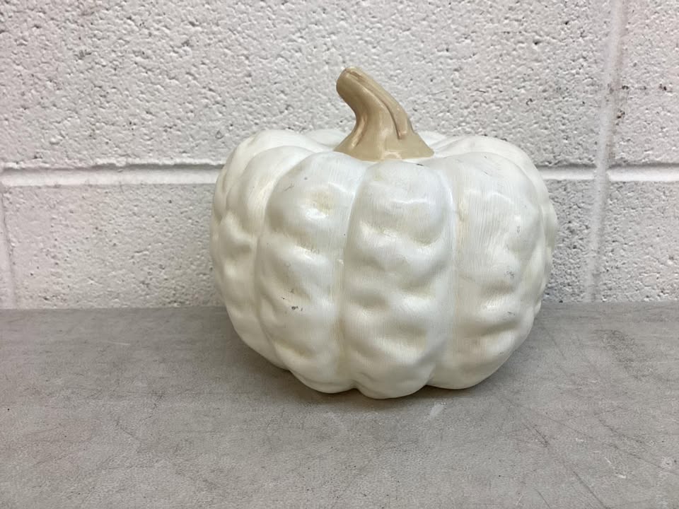 Hyde and EEK! Boutique Pumpkin Figurine