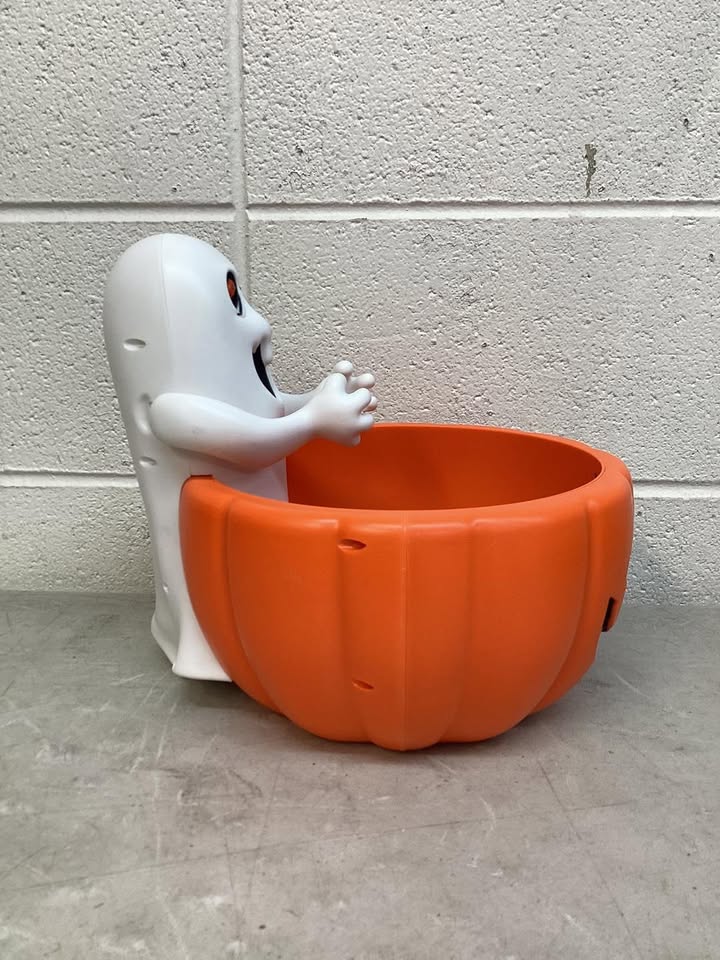 Hyde & EEK! Boutique Light Up Jack-O-Lantern Halloween Candy Bowl
