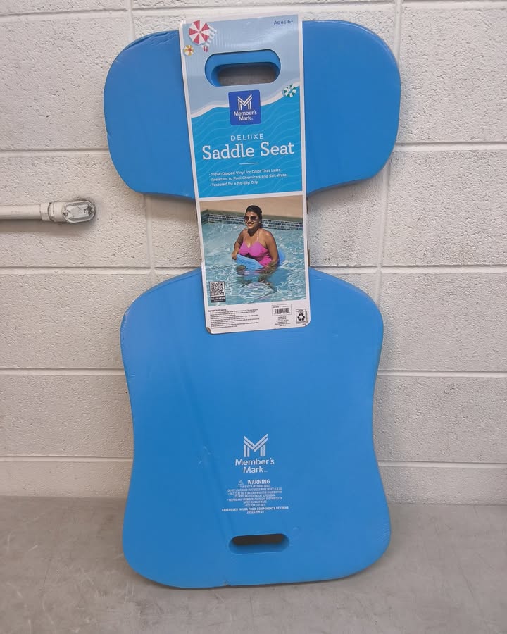 Member's Mark Triple Dipped Floating Pool Saddle