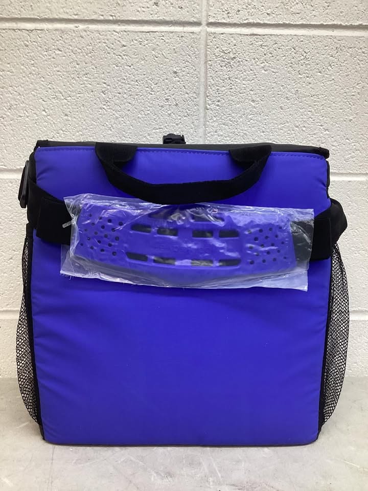 Arctic Zone PRO 16-Can Zipperless Cooler