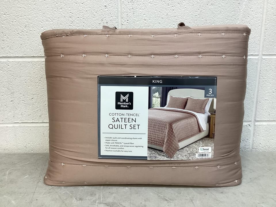 Member’s Mark 3-Piece Cotton-Tencel Sateen Quilt Set - King Size