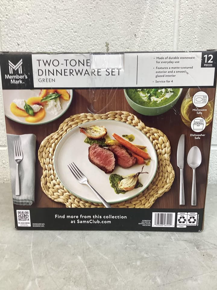 Member's Mark 12-Pieces Stoneware Two-Tone Dinnerware Set