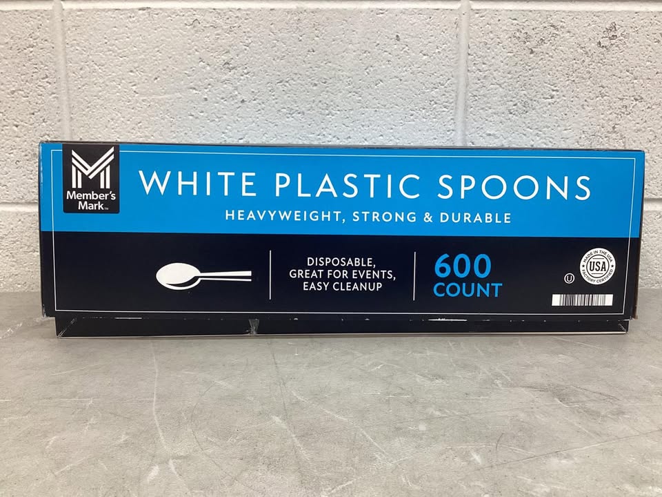 Member's Mark Heavyweight White Plastic Spoons, 600 ct.