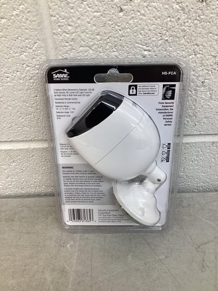 Sabre Indoor/Outdoor Motion Alarm/Light With Fake Security Camera