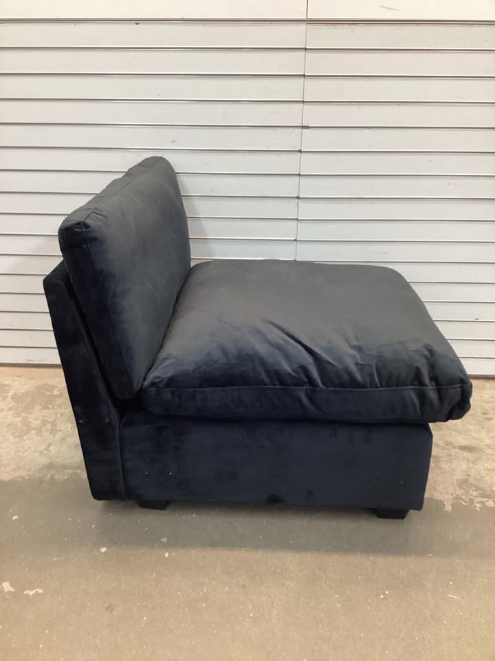 Plush Oversized Seat, Black