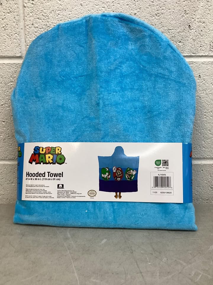 Mario 100% Cotton Hooded Towel With Hand Pockets