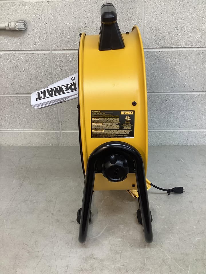 DEWALT 20 Inch 5000 CFM 120V Drum Fan
