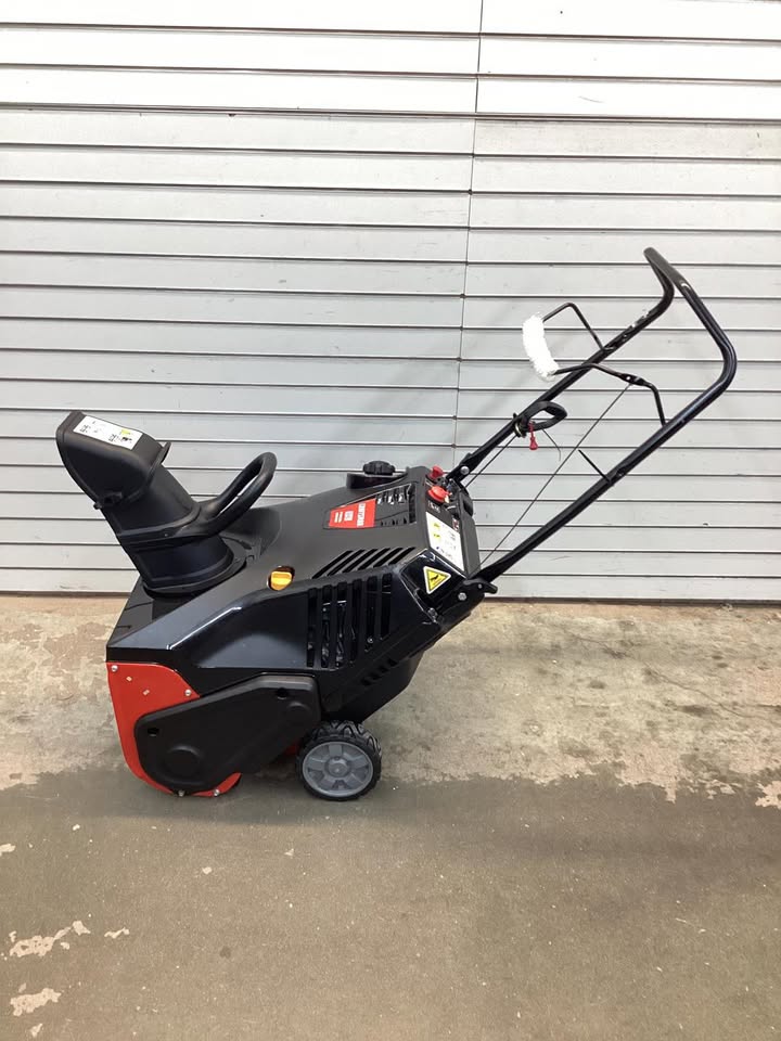 CRAFTSMAN SB270 21.0-in Single-stage 208-cc Push with auger assistance Gas Snow Blower