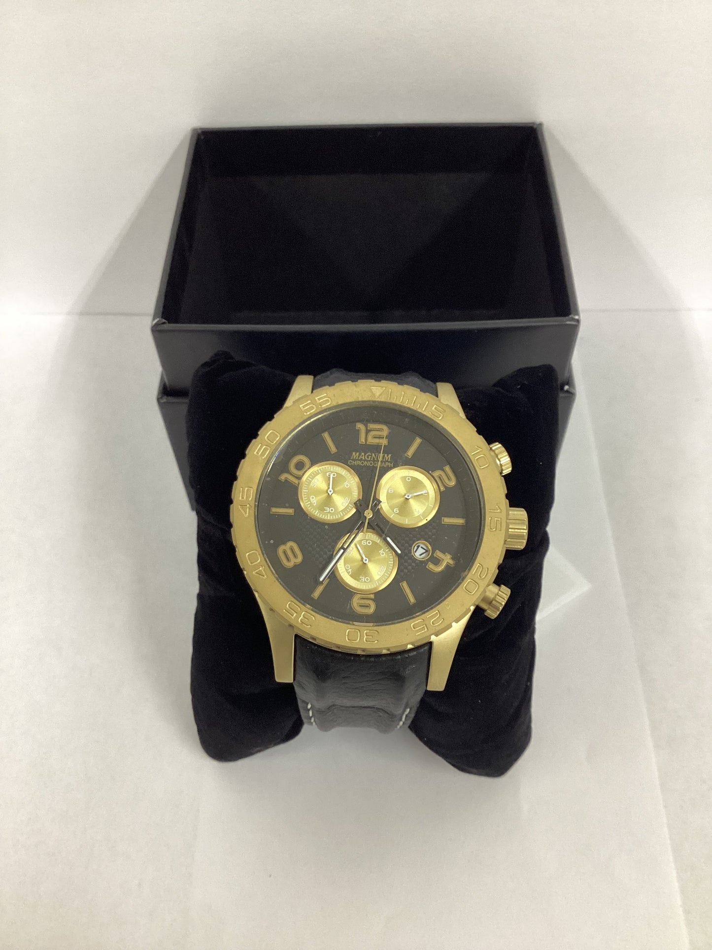 Magnum ma33504u Men's Watch