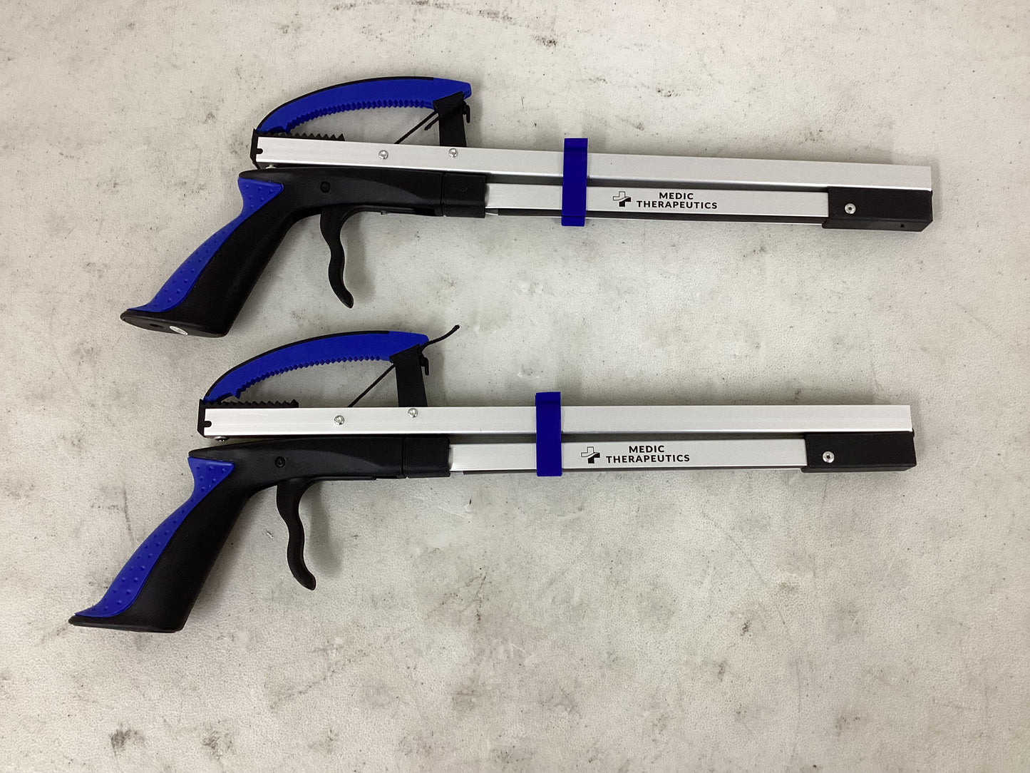 Medic Therapeutics 2-Pack Extra Long Reacher Grab Tool w/ Magnetic Tip