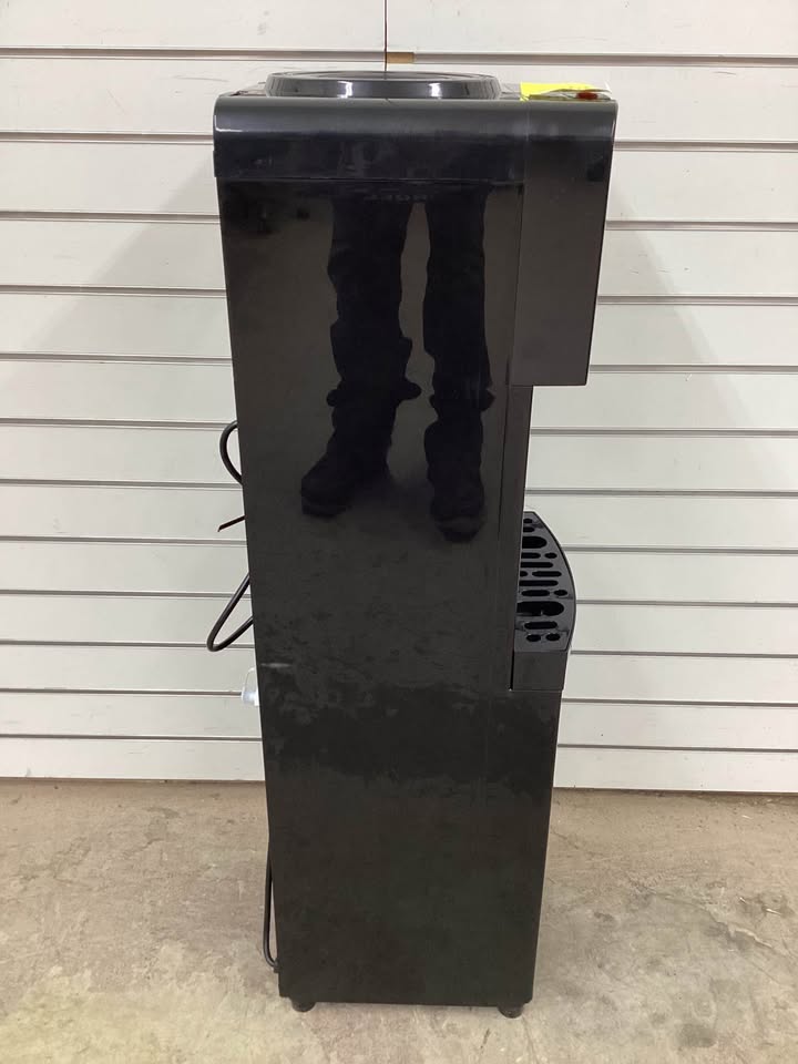 Frigidaire Hot and Cold Water Dispenser