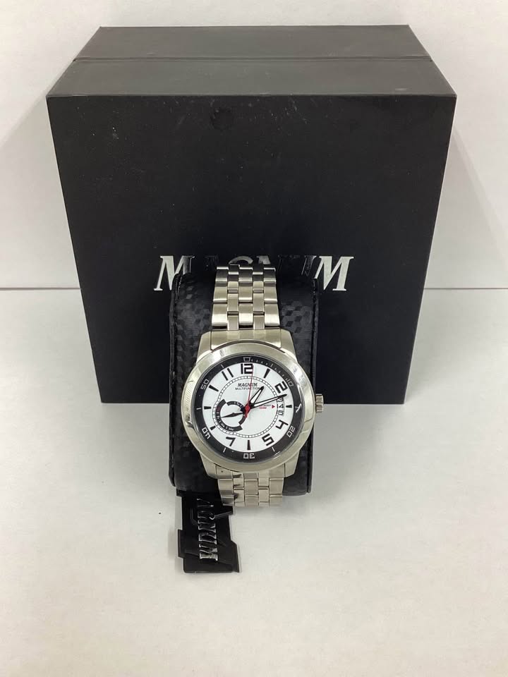 Magnum Wristwatch Racing MA31435Q