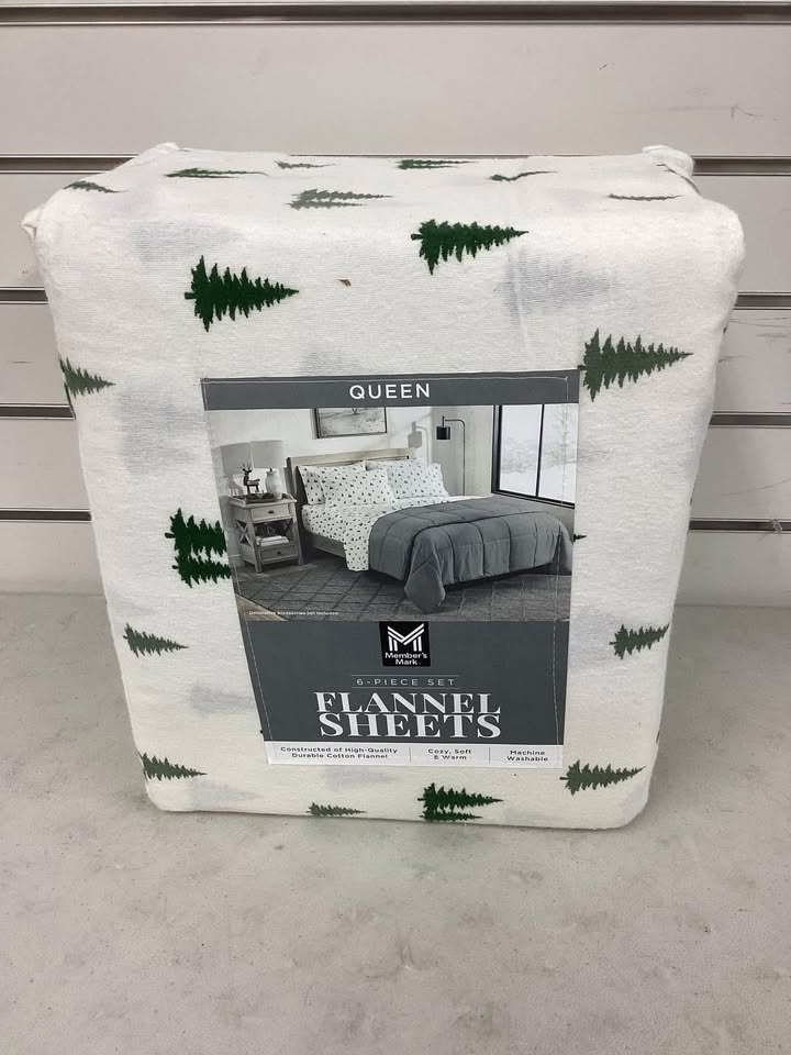 Member's Mark Flannel Sheet Set Queen Size Pine Forest